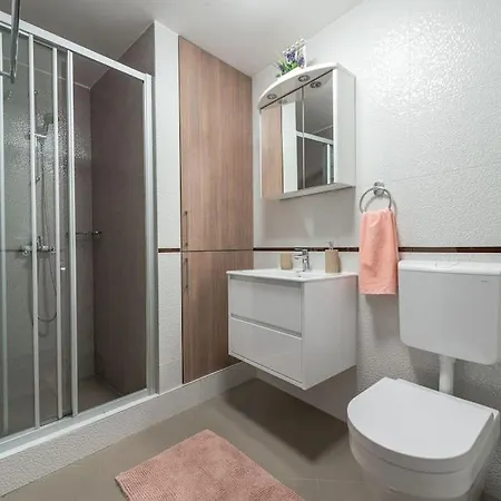 Lejlighed Sun Hill Mlini