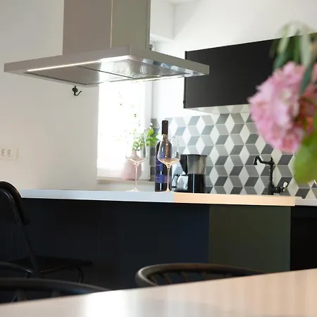 Sun Hill Lejlighed Mlini